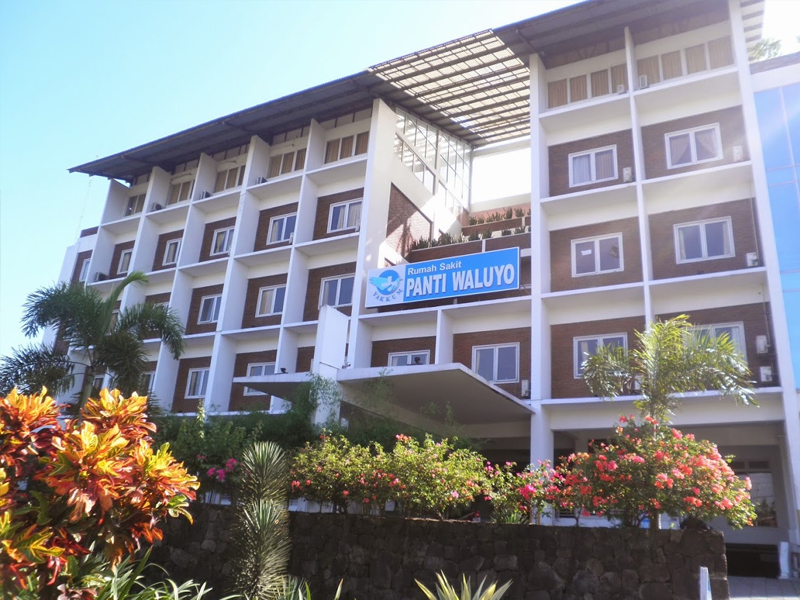 Rumah Sakit Panti Waluyo Surakarta